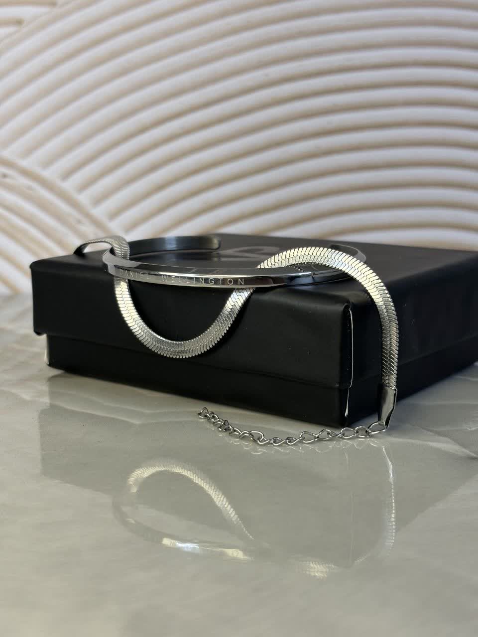 photo12650573872 دستبند بنگل دنیل - Image 1